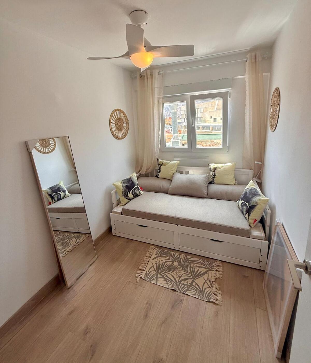 Apartment Atico 4 Con Terraza En Centro, Casco Historico Con Aire Acondicionado Y Wifi *